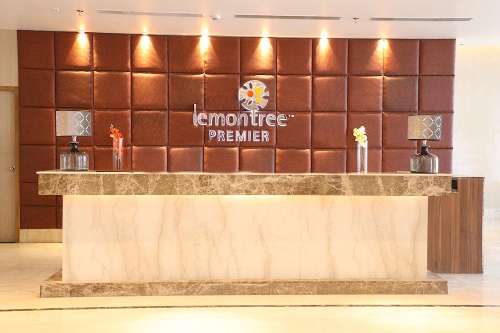 Lemon Tree Premier, Patna Hotell Patna  Exteriör bild