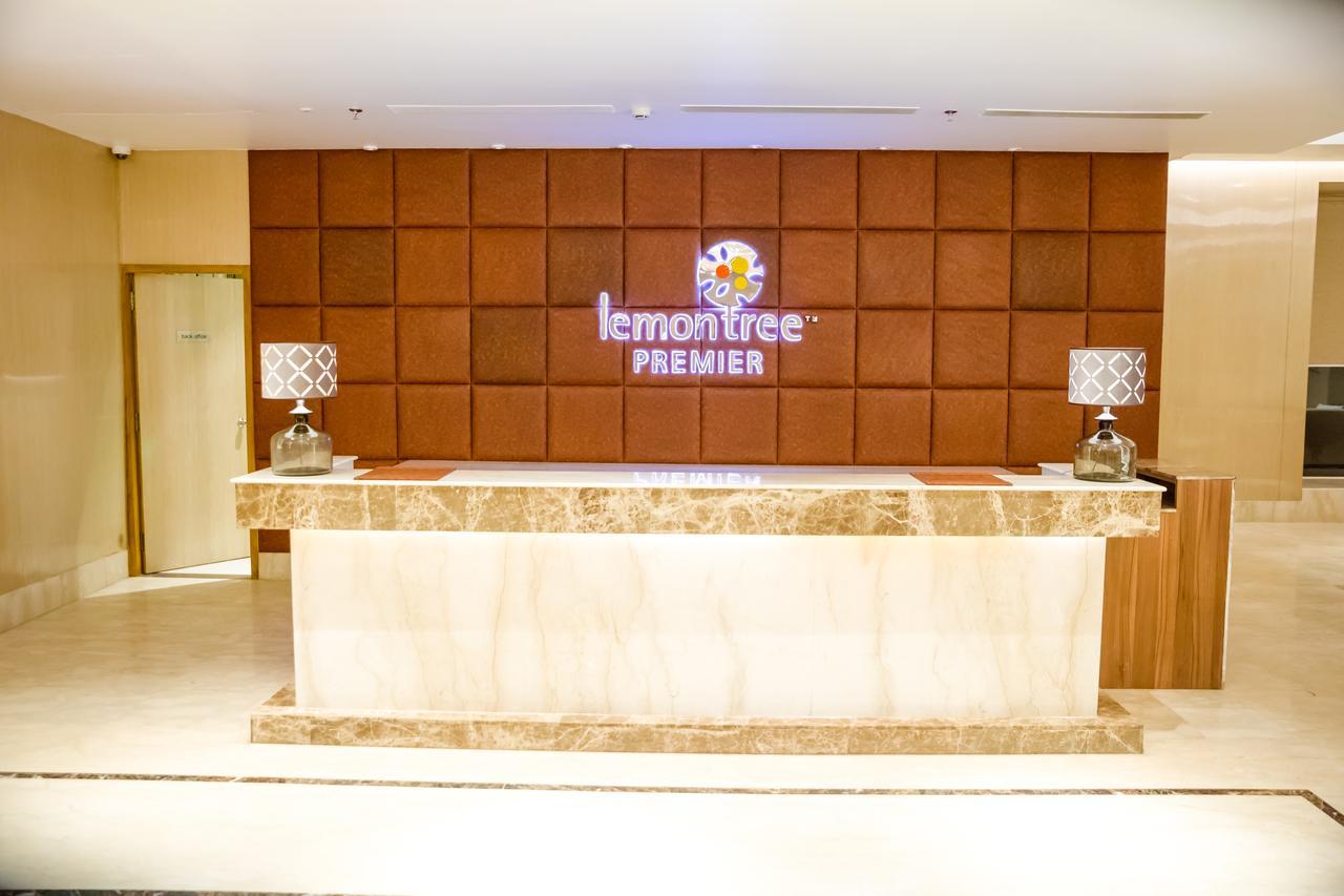 Lemon Tree Premier, Patna Hotell Exteriör bild