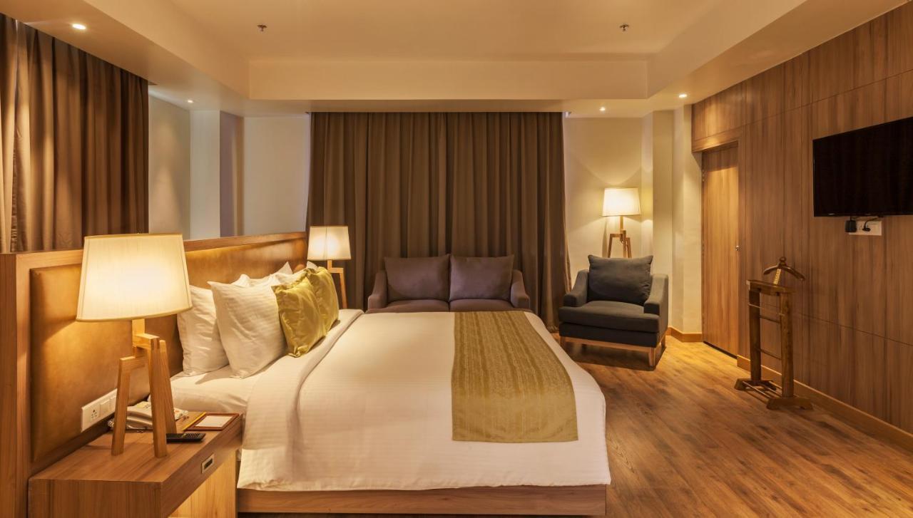 Lemon Tree Premier, Patna Hotell Patna  Exteriör bild