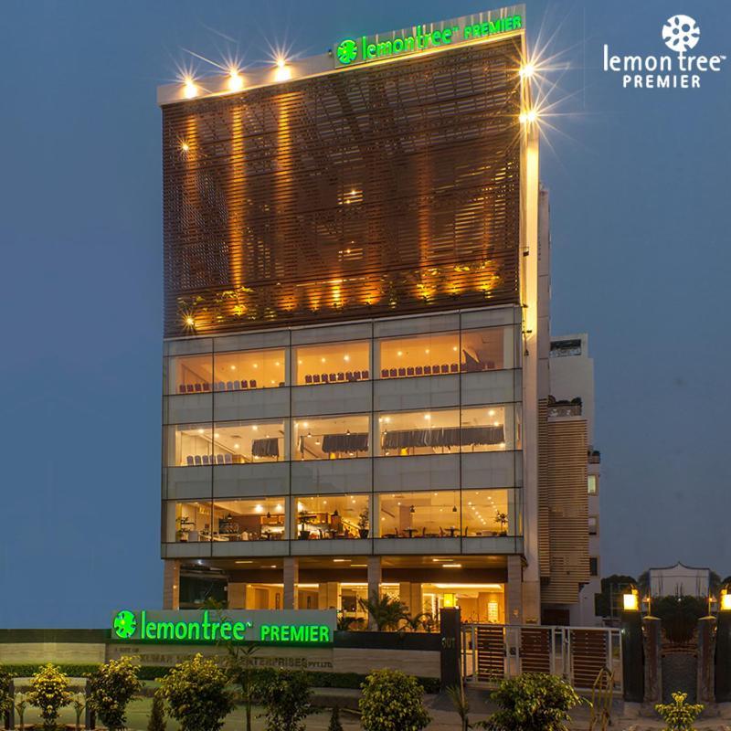 Lemon Tree Premier, Patna Hotell Patna  Exteriör bild